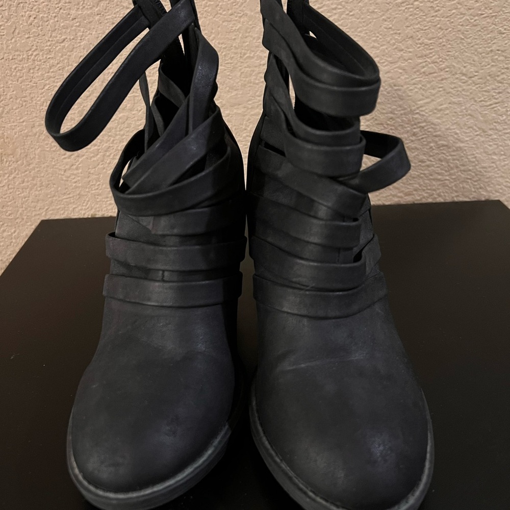 Elegant Black Strappy Ankle Boots